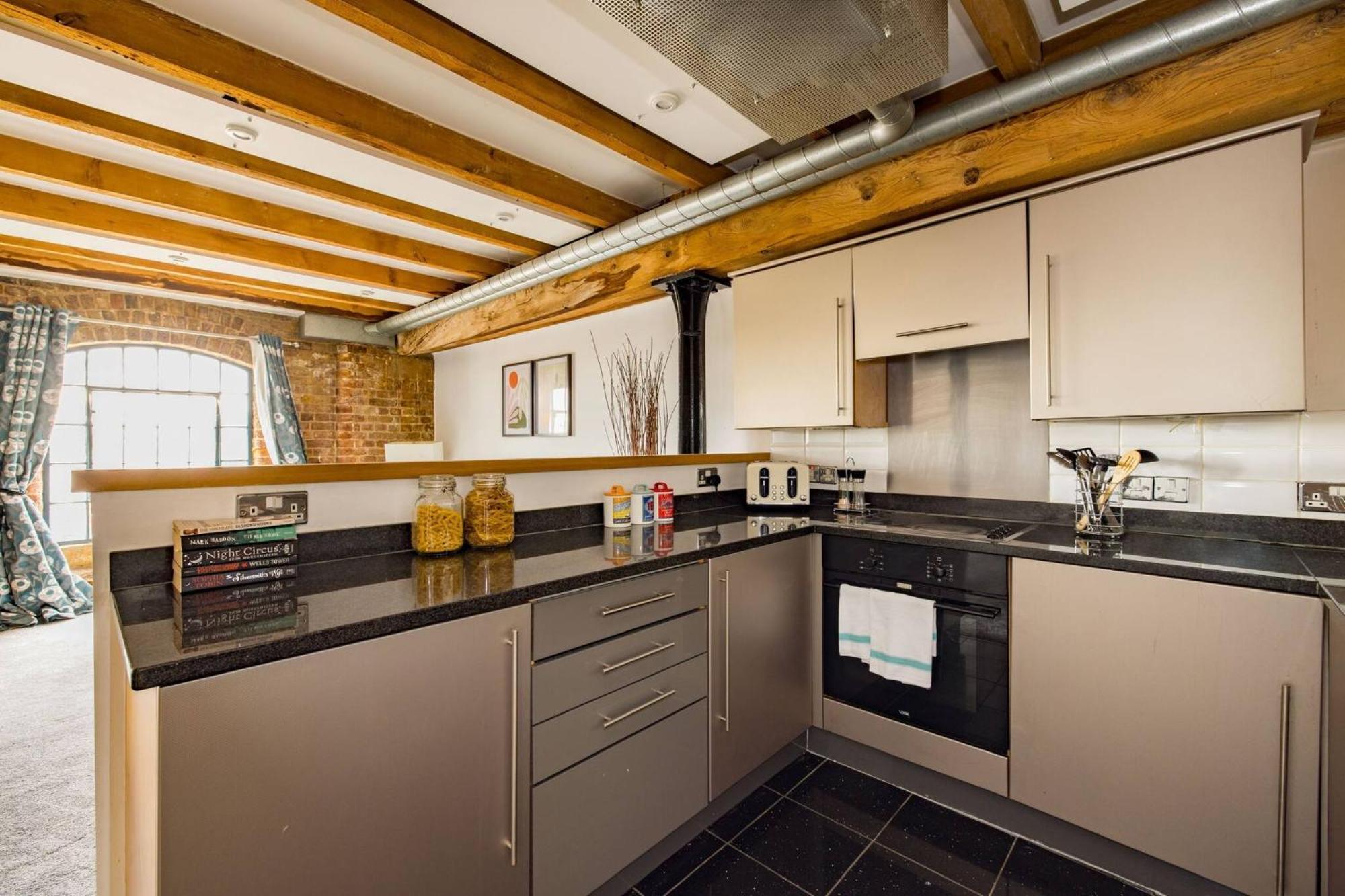 לונדון Wild Roses Serviced Apartments - Excel Warehouse 2 מראה חיצוני תמונה