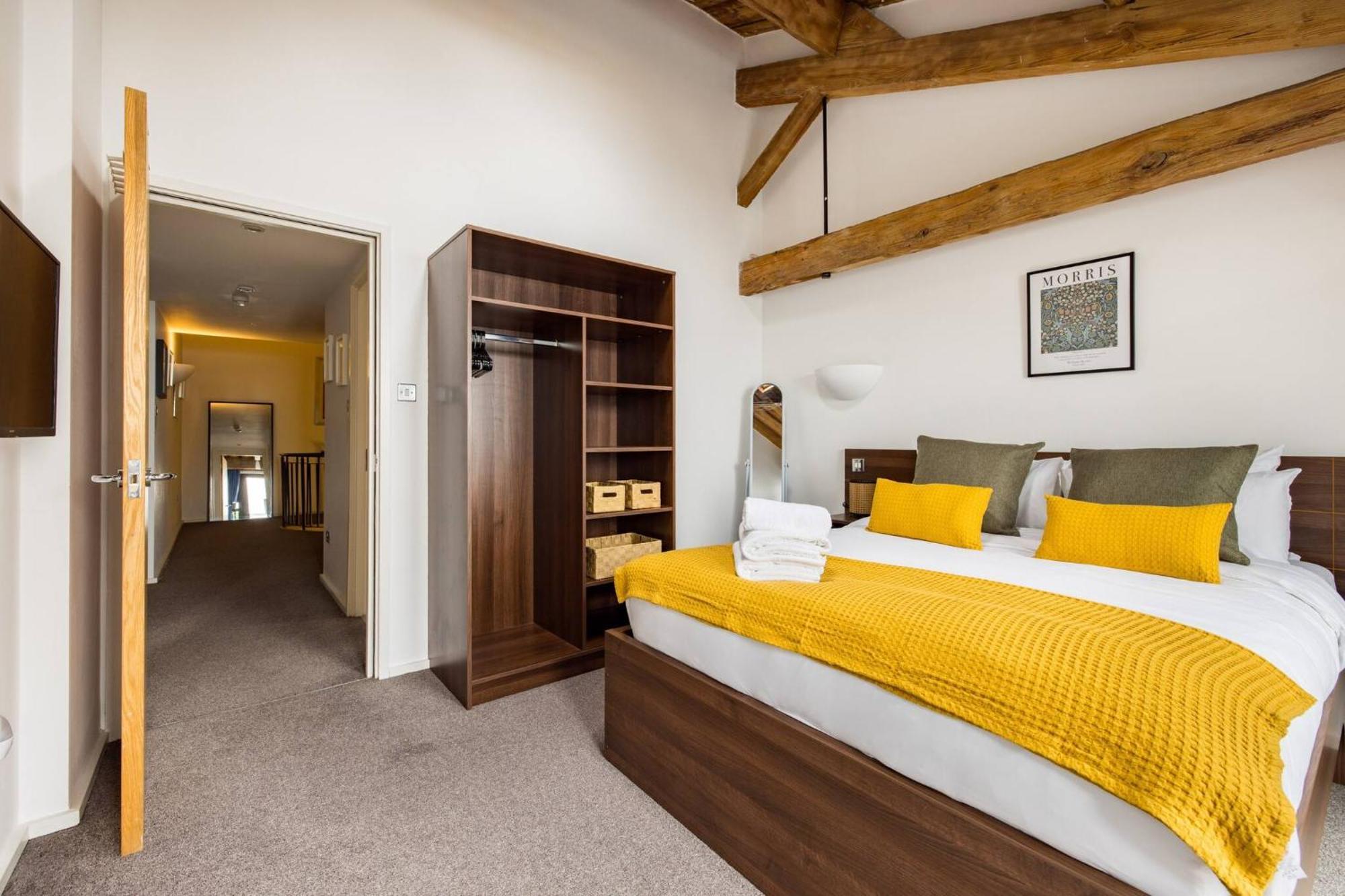 לונדון Wild Roses Serviced Apartments - Excel Warehouse 2 מראה חיצוני תמונה