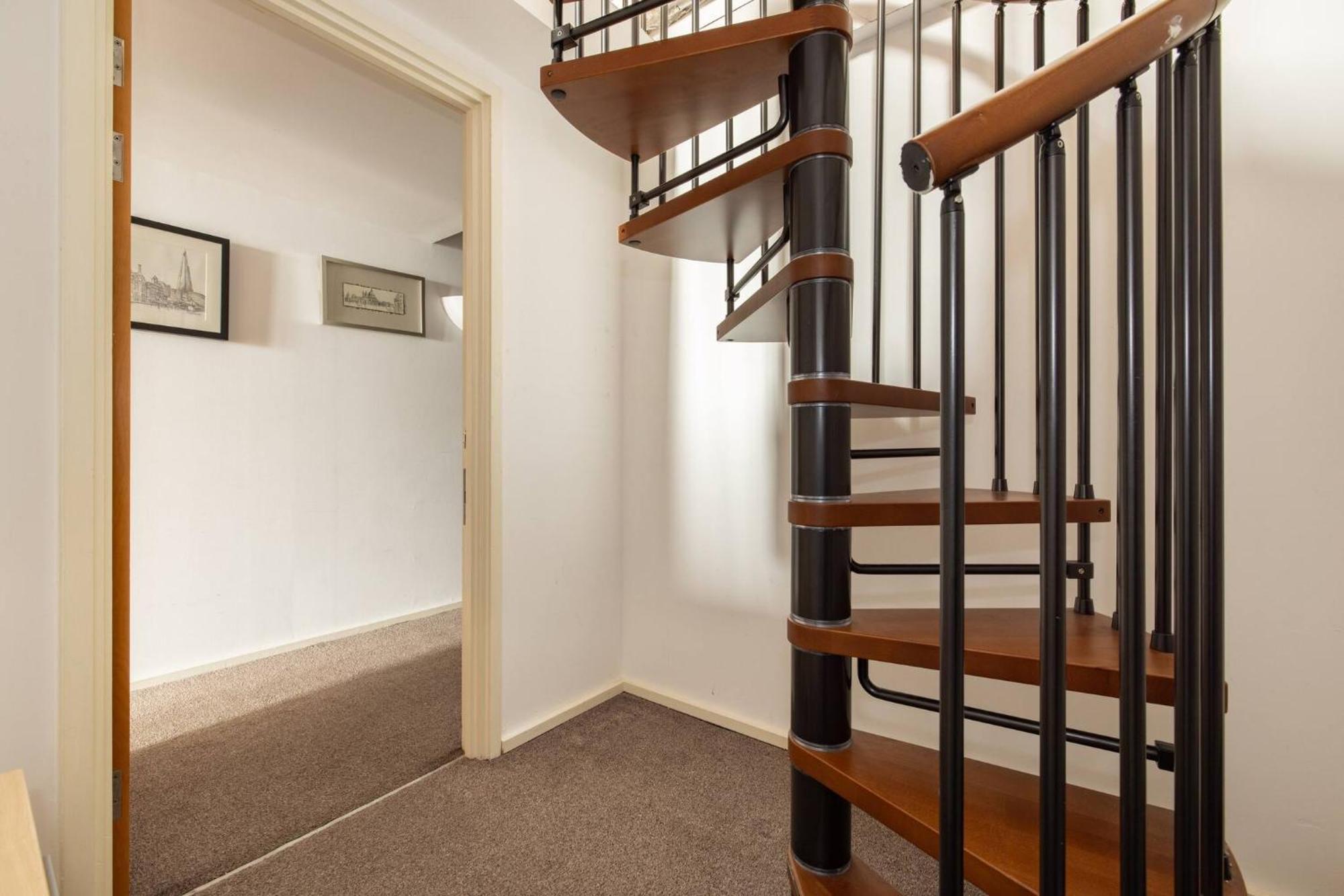 לונדון Wild Roses Serviced Apartments - Excel Warehouse 2 מראה חיצוני תמונה