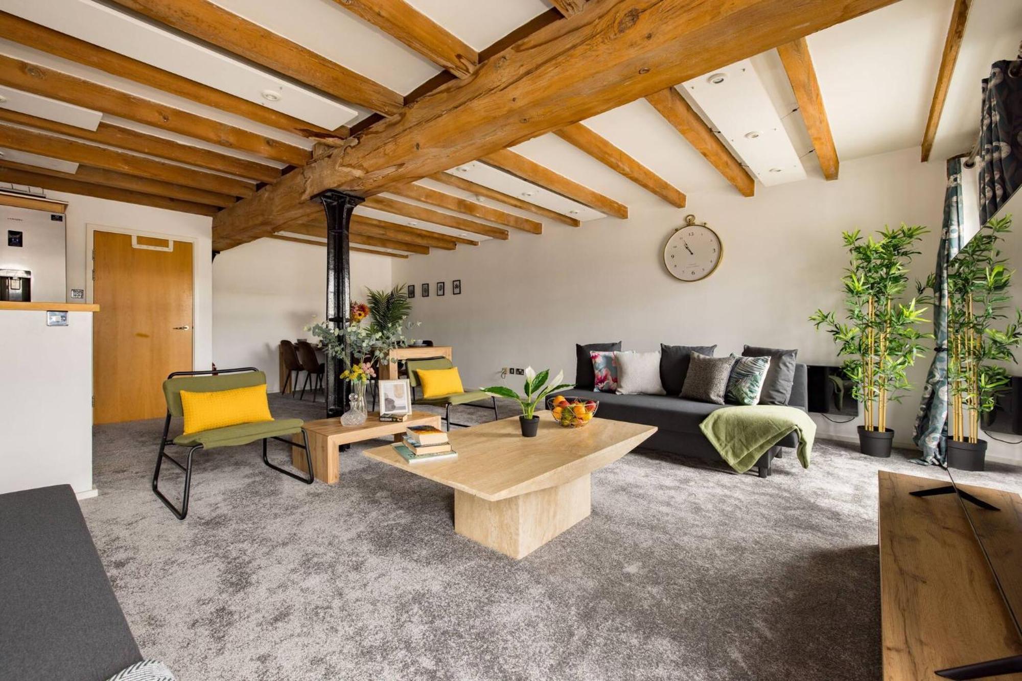 לונדון Wild Roses Serviced Apartments - Excel Warehouse 2 מראה חיצוני תמונה